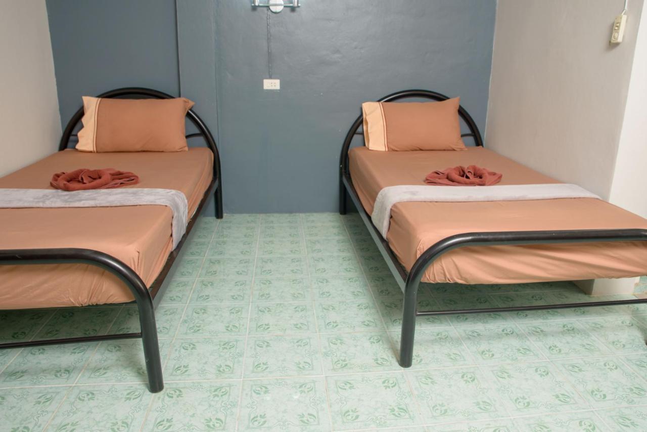 2 Vikings Guesthouse Карон Экстерьер фото